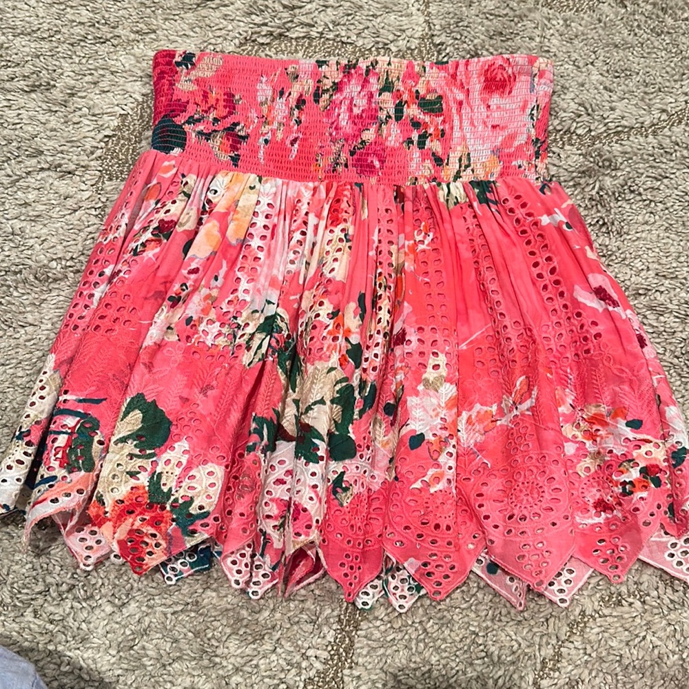 Short Skirt/ top in Carnation Pink
HEMANT AND Nandita NWOT
